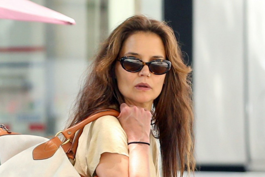 Stil koji vam treba ove sezone: Kejti Holms je predstavila idealnu kombinaciju za lepo vreme, svima će pristajati