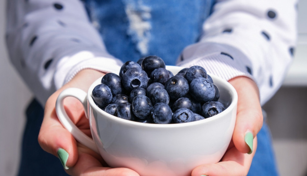 Kako se pravilno peru borovnice? Svi pravimo istu grešku, a ovo je jedini način da budu potpuno bezbedne za jelo