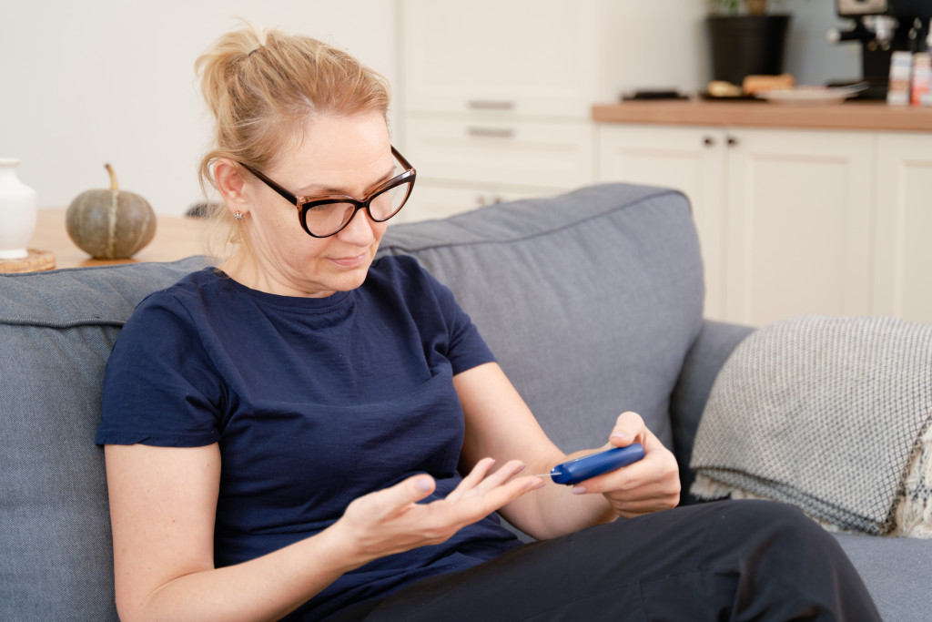 Uporna gojaznost, osećaj konstantne gladi, bubuljice:  Doktor Popović otkriva zbog čega sve više Srba ima insulinsku rezistenciju