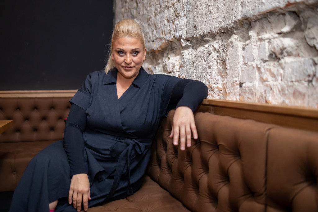 INTERVJU Nataša Aksentijević, glumica: „Teško je nasmejati ljude, srećna sam što uspevam u tome“