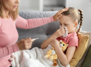 Domovi zdravlja puni: Brnu virus napada decu, izaziva bolеst šaka, stopala i usta, ovo su simptomi