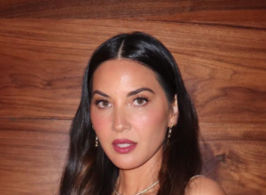 Kao mala joj se divila, a onda ih je zajednička bitka spojila: Poznata glumica podelila poslednju poruku Šenon Doerti