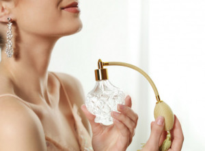 Najlepši mirisi za leto: Predstavljamo 5 očaravajućih nota, idealne su za sve žene sa stilom