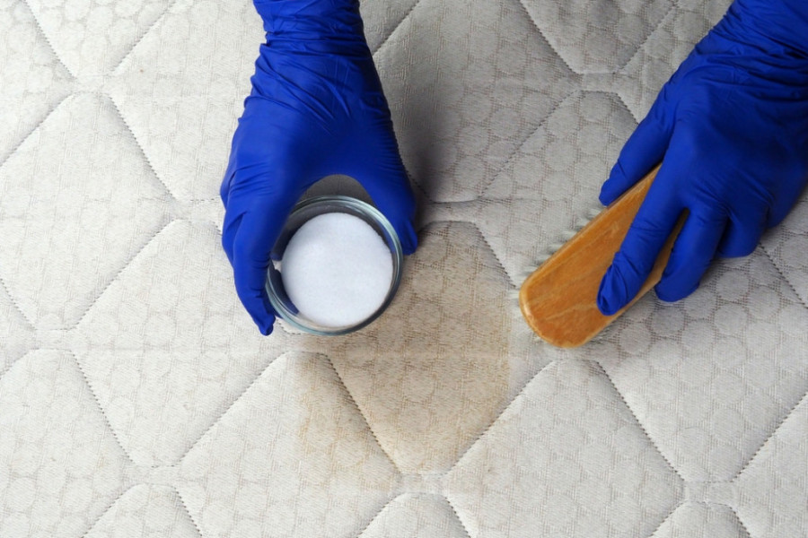 Kako da dušek zablista: Dajte mu novi život uz pomoć ovog genijalnog trika, mrlje nestaju za čas