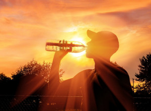 Ovo je spas na velikim vrućinama: Nutricionista otkriva koje namirnice i piće treba konzumirati na visokim temperaturama