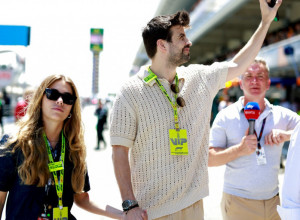 Šakirin bivši u javnosti sa devojkom sa kojom je bezočno prevario zvezdu: Evo zašto sada niko nije mogao da skrene pogled sa njegove izabranice