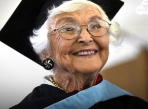 Diplomu čekala od Drugog svetskog rata: Baka Virdžinija (105) postala magistar nakon 83 godine