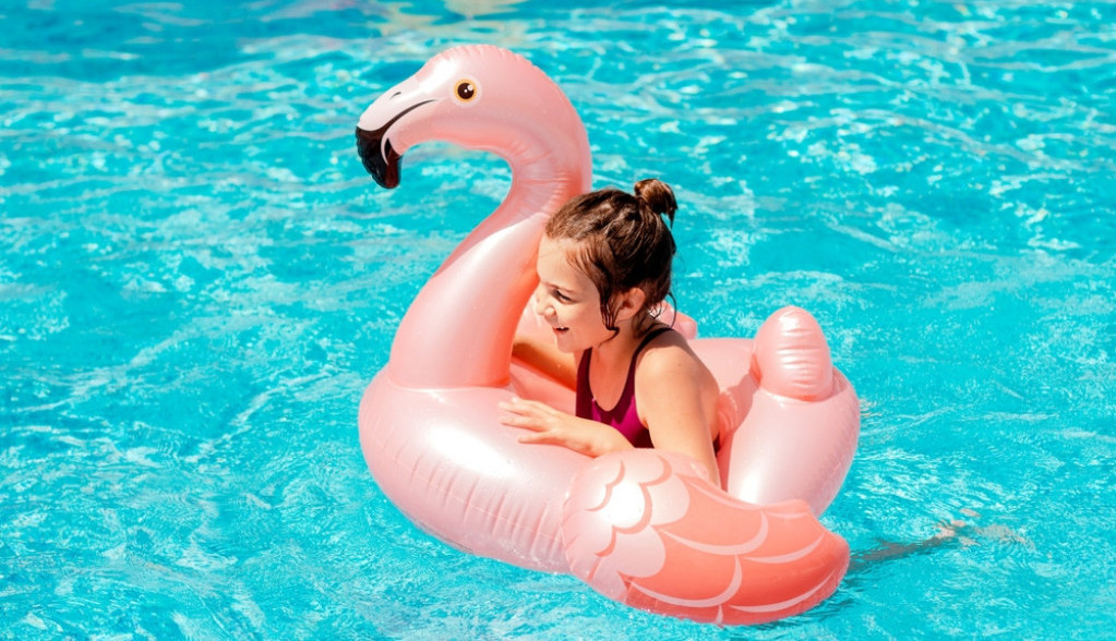 Izdato upozorenje roditeljima: Jedna boja kupaćeg kostima predstavlja veliki rizik, eksperti objašnjavaju i zbog čega