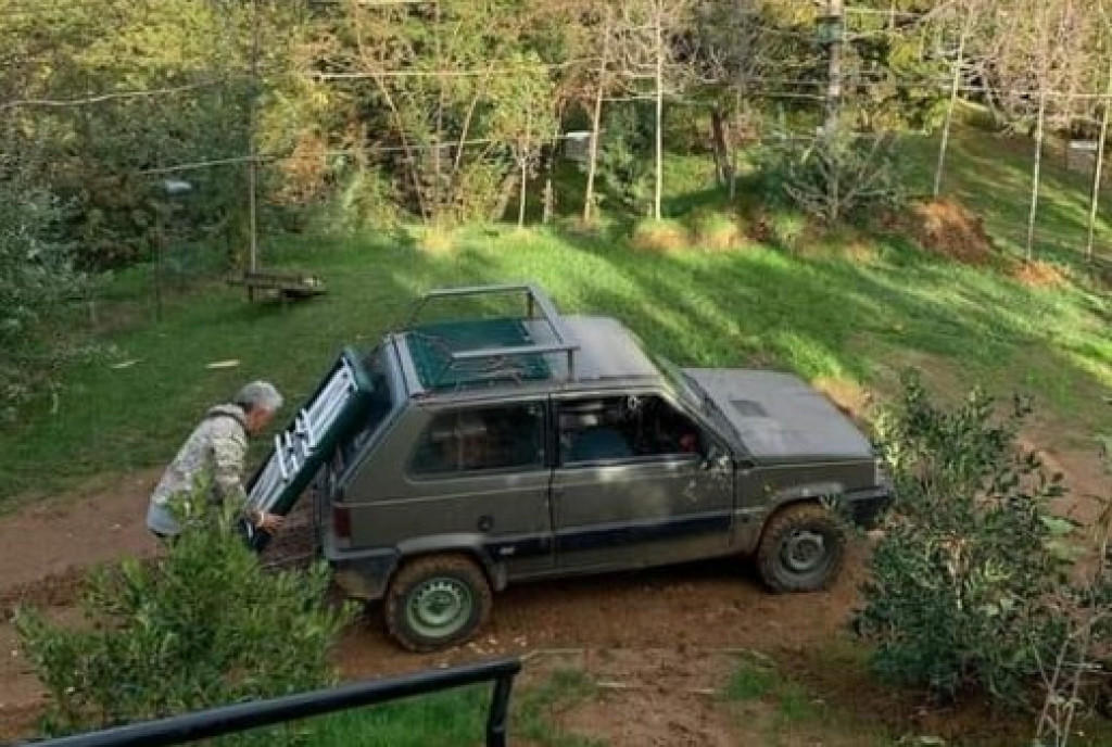 Živa legenda potpunom uništen: Nekada je bio uzor milionima ljudi, a danas živi na selu i puno radi