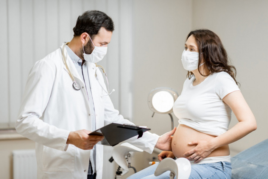 ,,Ženski" posao koji vole muškarci: Evo zašto se mahom opredeljuju za ginekologiju, doktorka ima odgovor