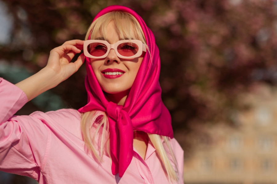 Proverite koja je vaša! Astrološkinja otkrila koja boja najviše pristaje svakom znaku: Evo kome pripada roze, ne može je baš svako nositi