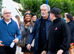 Najzgodniji frajer "zaradio" titulu najvećeg aljkavca: Glumac uhvaćen u neobičnom izdanju, a zbog ovih detalja svi ga osuđuju