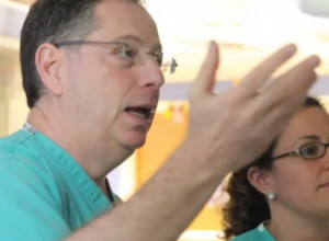 Ovaj doktor je lečio hiljade slučajeva raka kože: Evo 9 stvari koje nikada ne bi uradio jer džaba SPF kreme