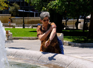 KAKO SPREČITI PREGREVANJE ORGANIZMA Sunčanicu možemo dobiti za 10 minuta, hladite ove 3 tačke na telu