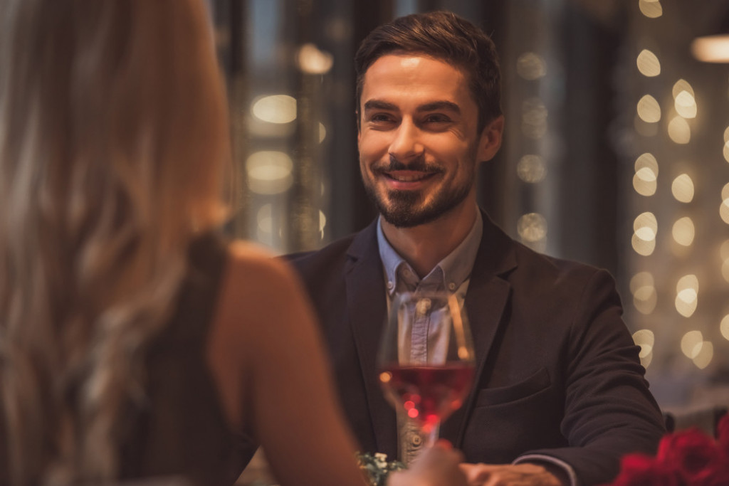 Jedni ga kritikuju, drugi podržavaju: „Nisam hteo devojci da platim večeru jer nije bila zgodna kao na slikama sa Instagrama“