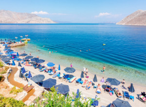 „Ne znam zašto svaka nakaza ima dete“: Srpkinja zaprepašćena ponašanjem roditelja na plaži, svi su to gledali u čudu