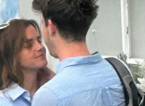 Sina kontroveznog tajkuna zamenila sa kolegom s faksa: Zvezda "Harija Potera" nije mogla da obuzda strasti sa novim dečkom