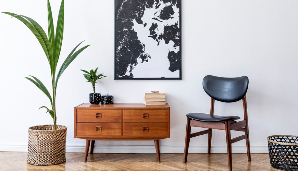 Moler brzinom krečenja oduševio milione: Okrečio je ceo zid za 30 sekundi i pokazao detaljno kako to radi (VIDEO)