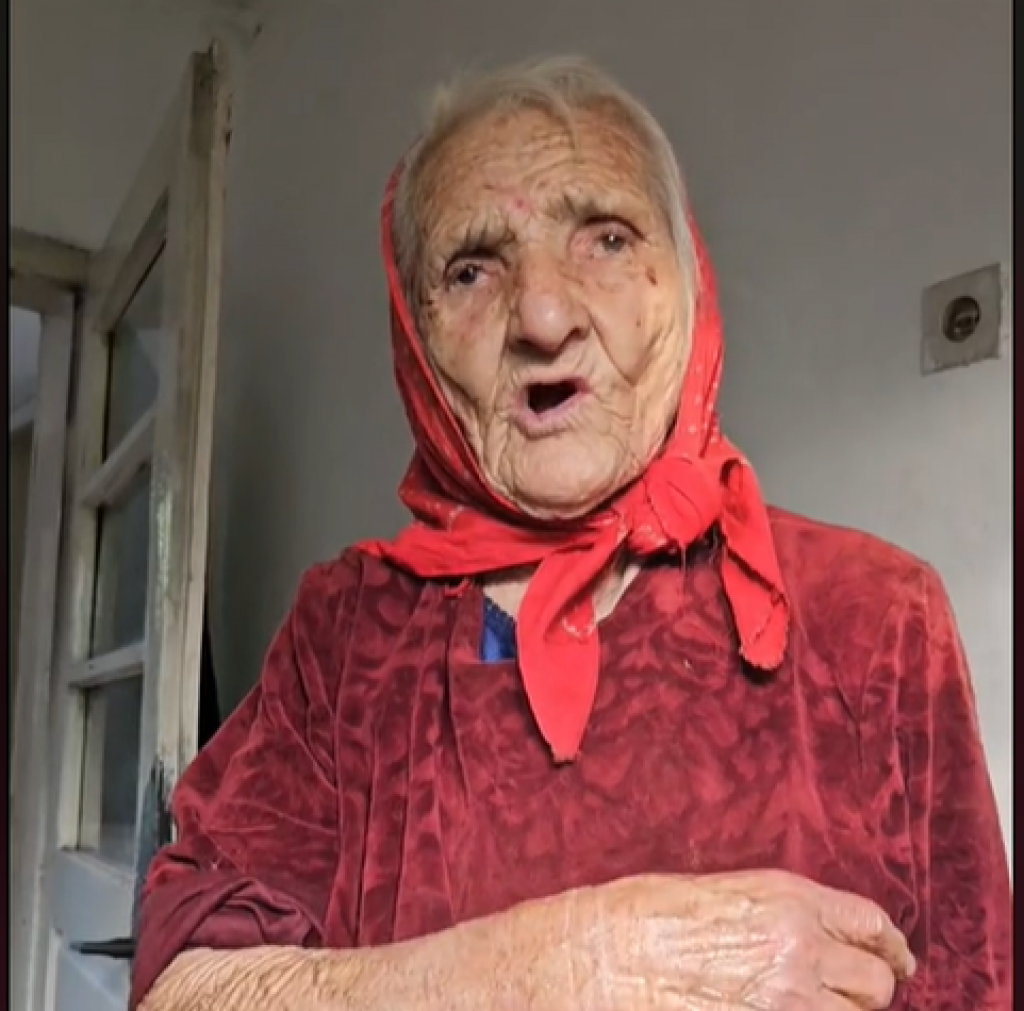 Mira iz Loznice ima 98 godina: Nikada nije bila bolesna, a svako jutro "drmne" čašicu ovoga