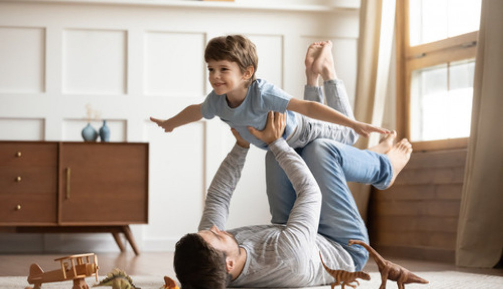 Pedijatar upozorio: Roditelji masovno ovako podižu decu, a posledice mogu biti vrlo ozbiljne