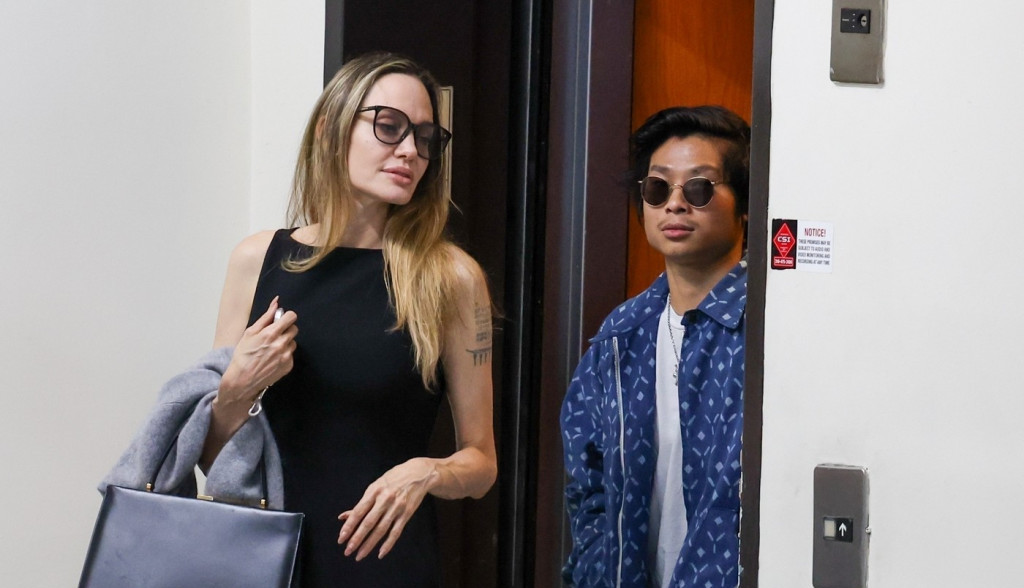 Svedoci su bili ubeđeni da je mrtav: Nakon jezive nesreće, Anđelina Džoli se ne odvaja od sina