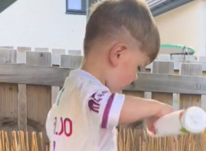 Dečak je postao zvezda preko noći: Tata je pitao sina šta je za njega sreća, a njegov odgovor je sve raspilavio