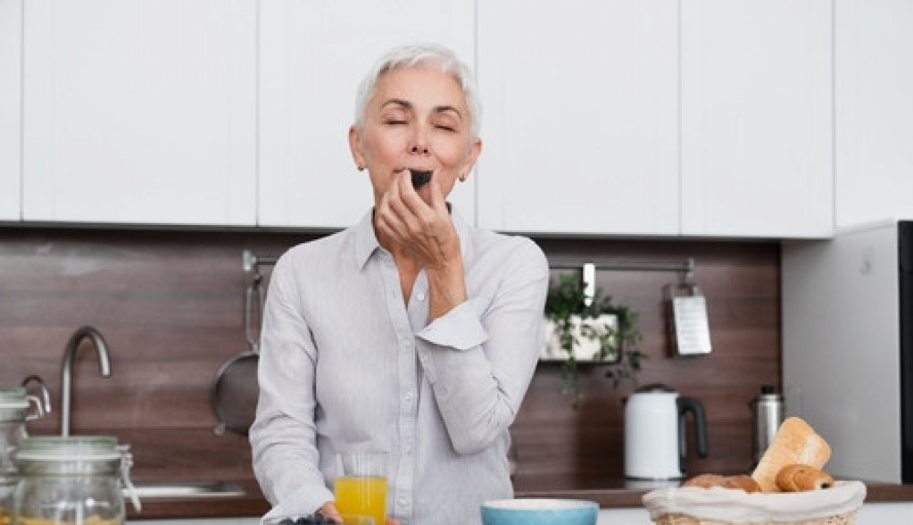 Jedemo ih svako jutro, a nismo ni svesni koliko nam škode: Evo koje namirnice treba pod hitno izbaciti