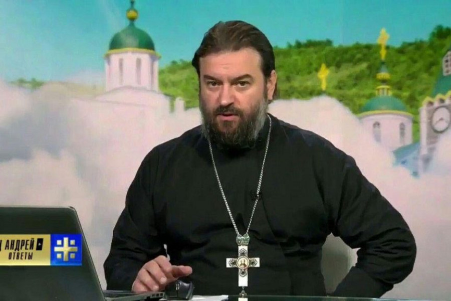 Seno i vatra ne bi trebali biti blizu jedno drugom: Je li moguće prijateljstvo između muškarca i žene? Objašnjenje oca Andreja