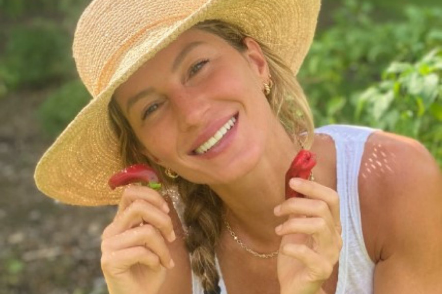 Žizel Bundšen u žiži javnosti na svom 44. rođendanu: Izgleda kao milion dolara, a tek sestra bliznakinja