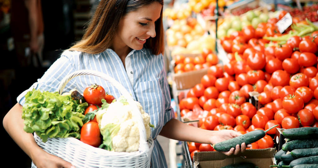 Ovo povrće ima najviše pesticida: Srbi ga svaki dan jedu, posebno tokom leta