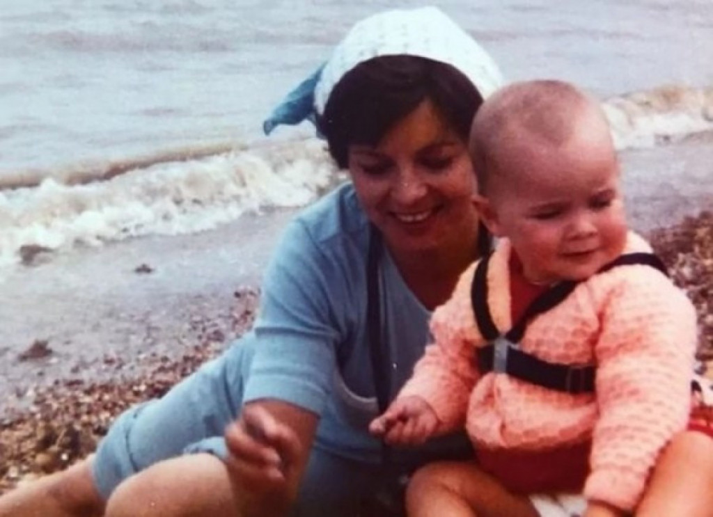 I na samrti me ponižavala: Jeziva ispovest ćerke koja je prošla pakao sa majkom, "suzu nisam pustila za njom"