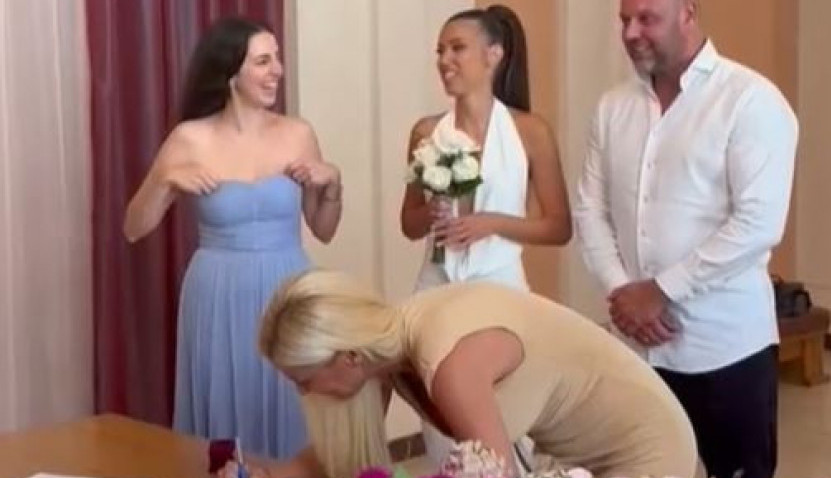 Marijana se pojavila na venčanju bivšeg muža: O poklonu koji im je dala danas priča cela Srbija