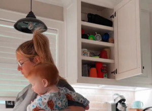 „Ja se umorim pre nje“: Mama koja pokušava da uspava bebu nasmejala preko milion ljudi