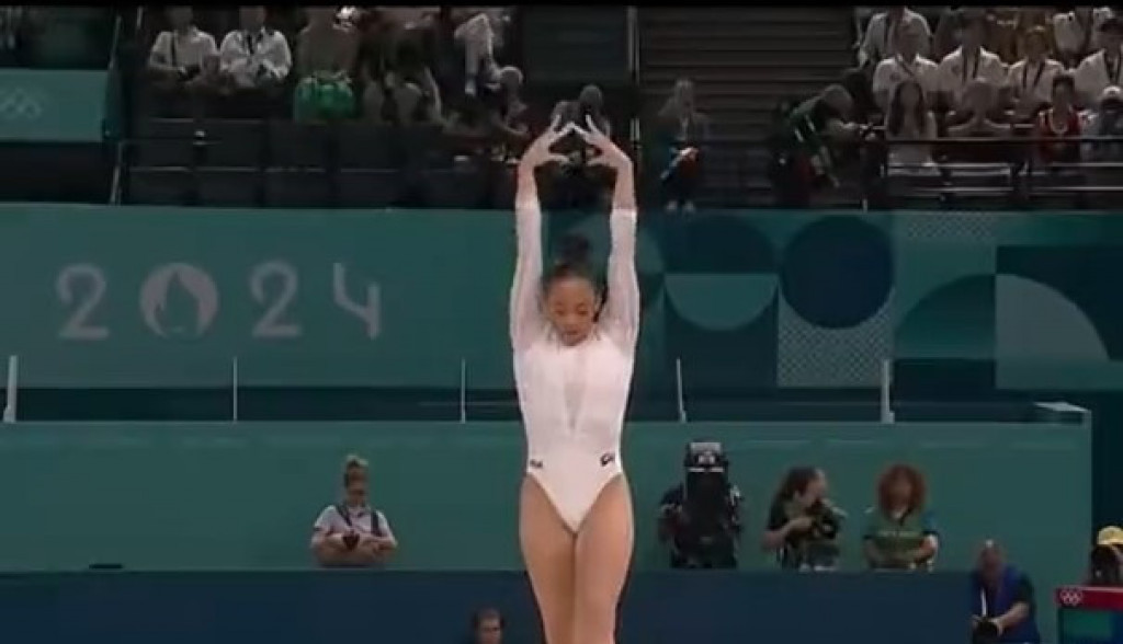 Njen peh pogledalo 46 miliona ljudi: Gimnastičarka s Olimpijade objavila snimak svog pada i postala hit na internetu