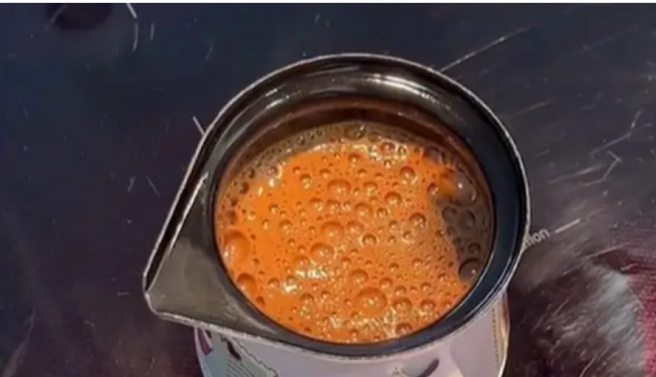 Da li je bezbedno podgrevati kafu? Evo šta stručnjaci kažu