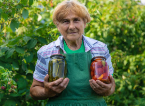 Ovaj recept svi traže: Violeta 30 godina pravi turšiju na isti način i nikad se ne pokvari