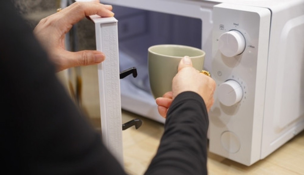 Da li kafa sme da se podgrejava? Stručnjak otkriva da li je to pametno, a evo kako to utiče na sam ukus napitka