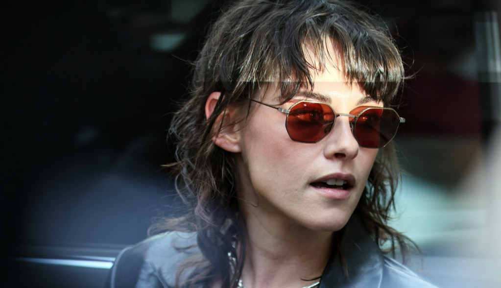 Najružnija frizura ikada se ponovo vraća u modu? Bila popularna među fudbalerima i rokerima, jedna glumica je obožava