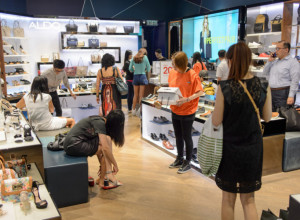 Do juče ste se rugali onima koji kupuju u kineskim radnjama, a sad pravite Temu haul: Ivana žestoko raskrinkala fenomen aplikacije koja je zaludela Srbe