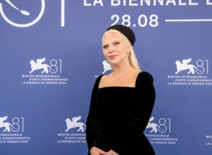 ,,Uradila sam to bez bola": Lejdi Gaga otkrila kako se izborila protiv bolesti kojoj nema leka, ovo je bilo ključno