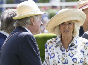 Kamila isključena iz porodične WhatsApp grupe: Njen sin je sada otkrio i zašto, a razlog je iznenadio mnoge