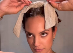 Marina Ćosić (29) oduševila pratioce: Glumica pokazala kako bez fena i figara pravi guste lokne, a kosa ostaje zdrava