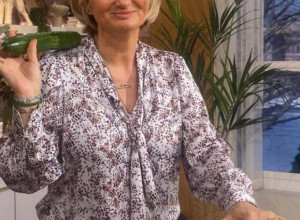 Žena stavila sodu bikarbonu na krastavac: Kad vidite kakvo čudo je usledilo uradićete isto