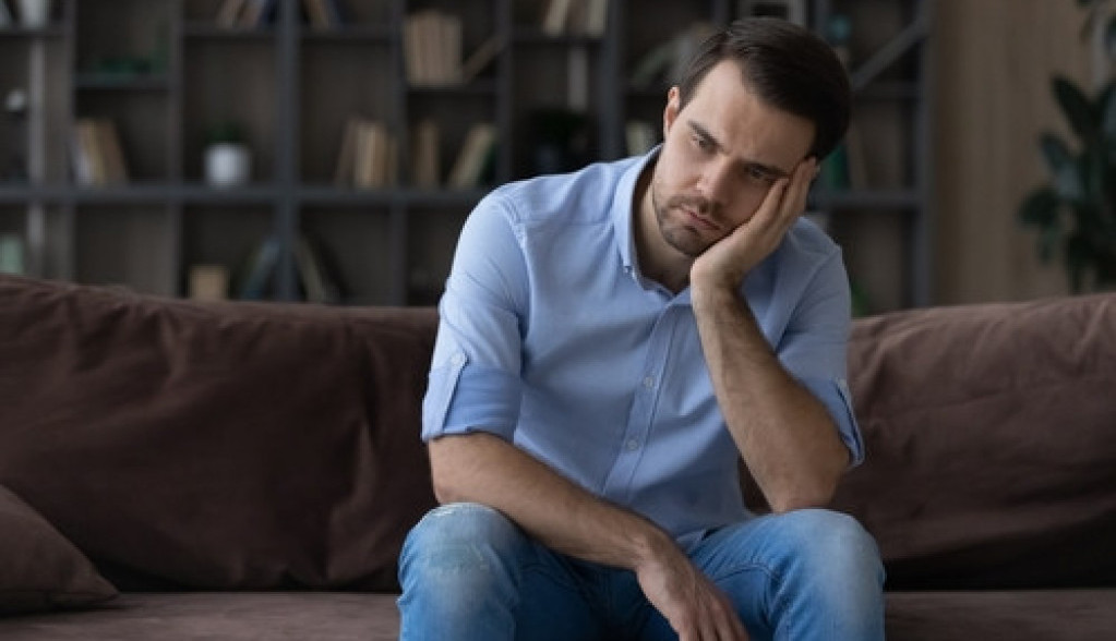 Prošao kao "bos po trnju": Pozvao devojku na dejt, ona dovela i drugaricu i nastao je haos