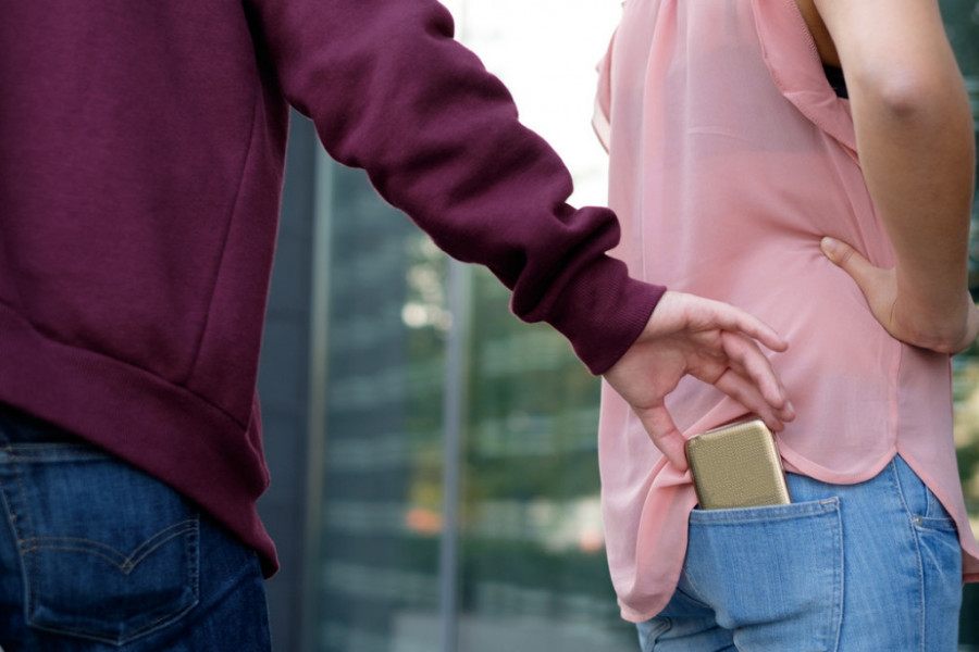 Ne diraj mi telefon: Evo šta treba da uradite ako vam ukradu mobilni uređaj, reagujte što pre