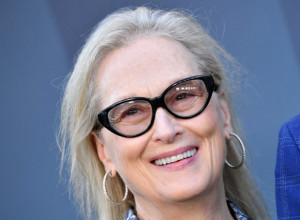 Meril Strip je ikona jeseni: Obukla kardigan o kome sanjaju sve žene, izgleda moderno bez mnogo truda