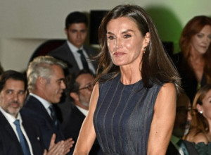 Ovo su najmodernije cipele: Kraljica Leticija ih ne skida, jer su udobne, elegantne i osveže tamne jesenje kombinacije