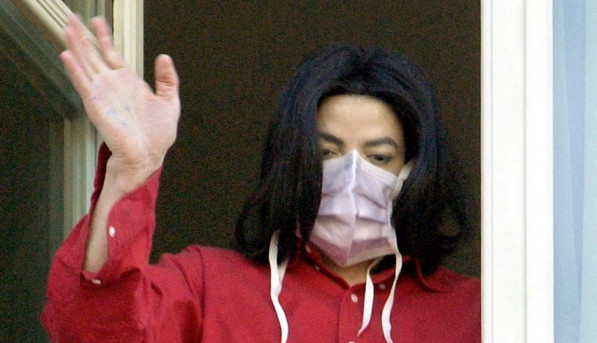 Terao ih je da nose maske preko lica, njima ništa nije bilo jasno: Sin Majkla Džeksona otkro zašto je pokojni pevač ovo zahtevao od svoje dece