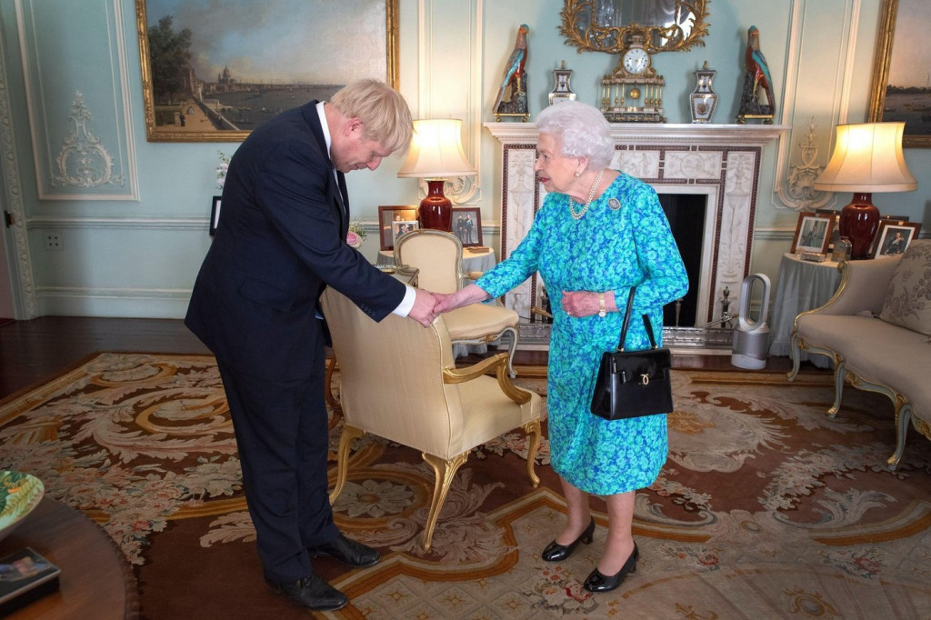 Znao je da Elizabeta II boluje od opake bolesti: Boris Džonson otkrio najstrože čuvanu tajnu kraljevske porodice