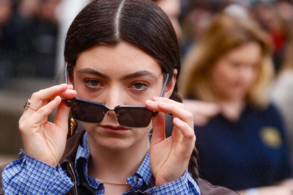 Nova drama pevačice koju je tražila porodica iz Gornjeg Milanovca: Njena slika je šokirala fanove, a opis je posebno alarmantan